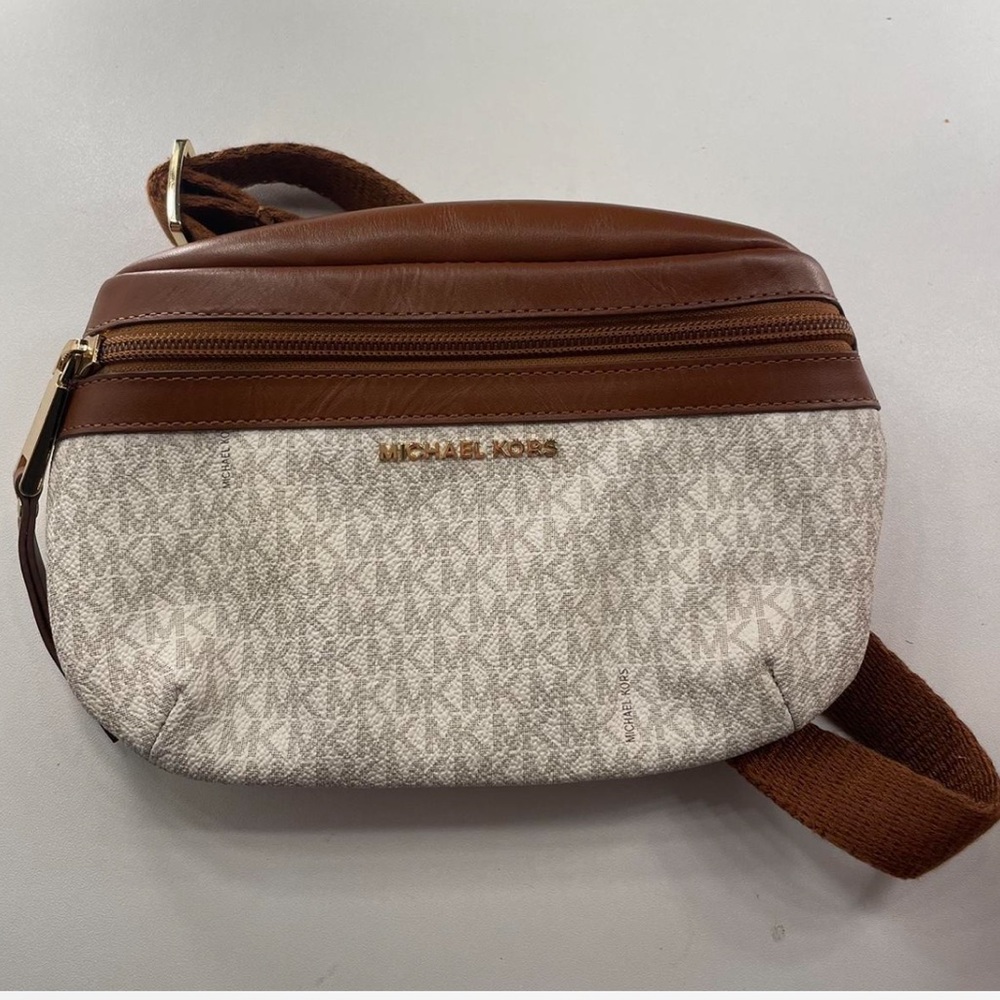 Michael Kors Tan and White Womans Belt Bag
